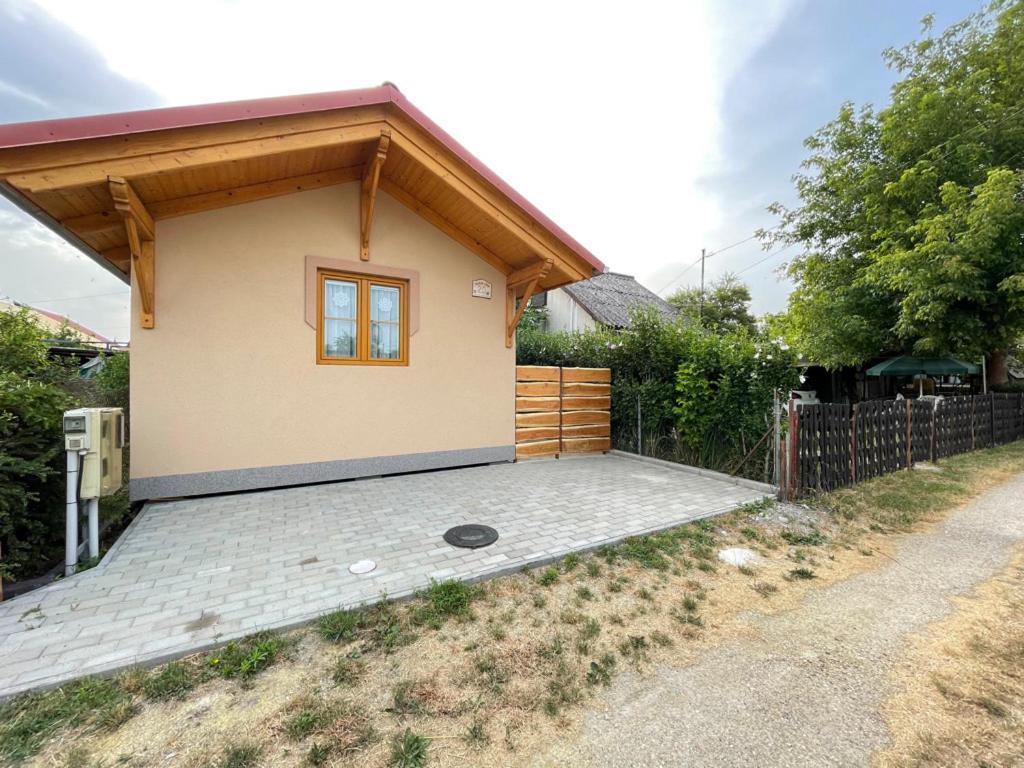 Ibolya Apartman Csisztapuszta Εξωτερικό φωτογραφία