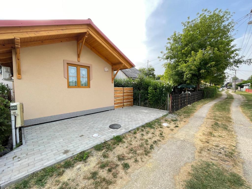 Ibolya Apartman Csisztapuszta Εξωτερικό φωτογραφία